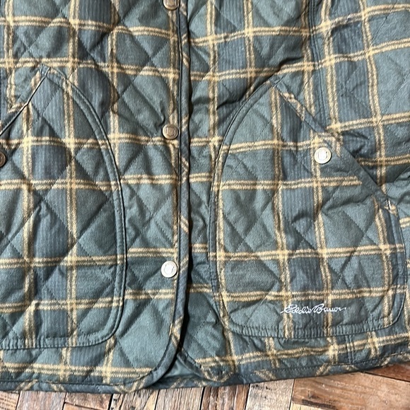 Eddie Bauer Sport Plaid Field Vest - Picture 5 of 9